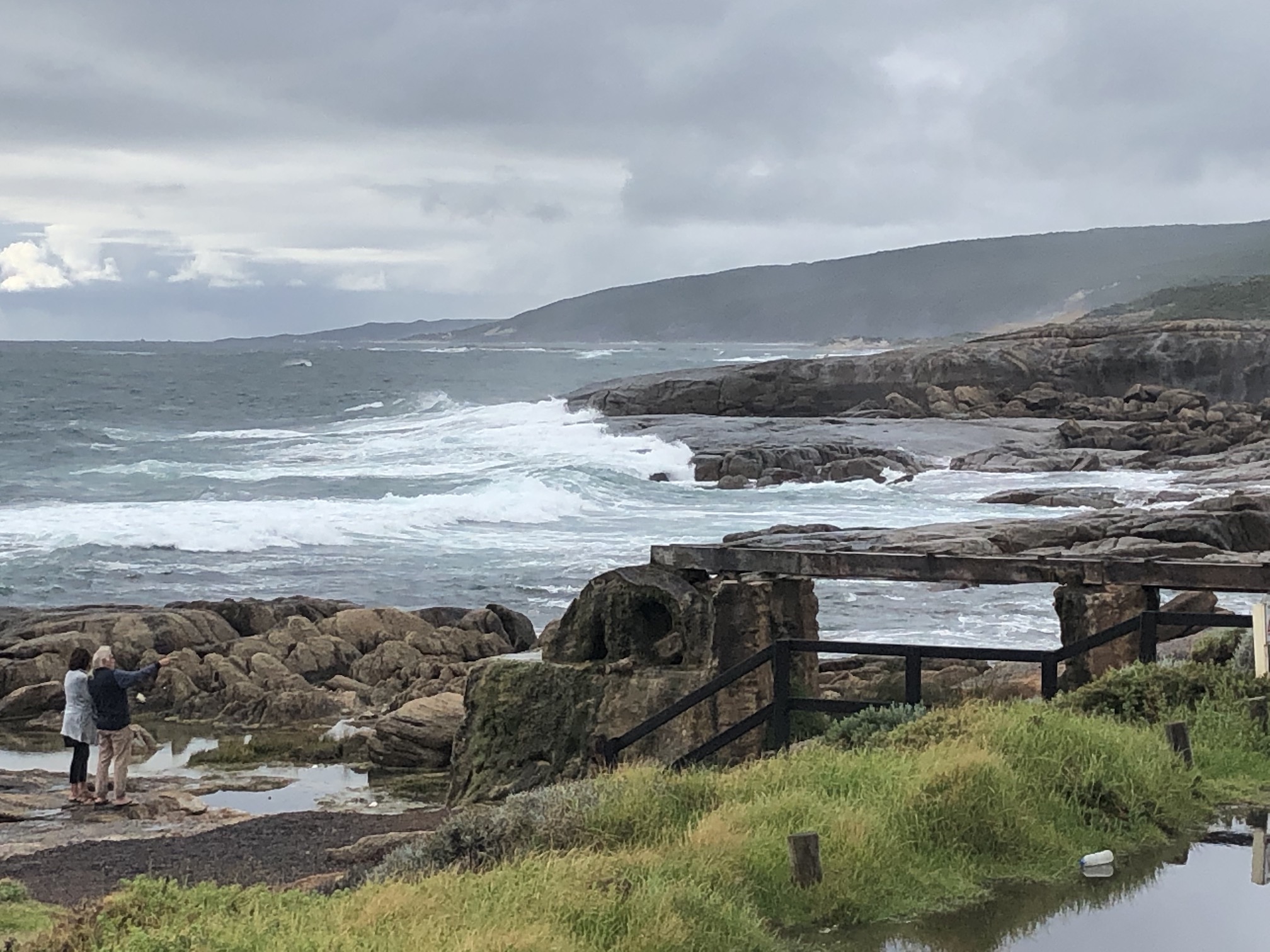 2020-03-31c View N from rough W coast of Cape Leeuwin